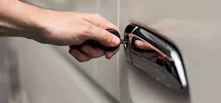 Why Choose Our Auto Locksmith Team in Montmagny, QC?
