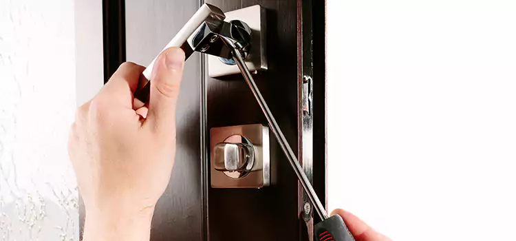Door Lock Replacement Service Montmagny