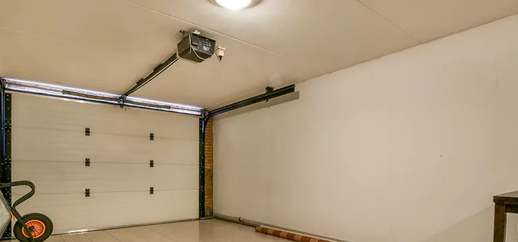 Top-Rated Garage Door Opener Installation in Montmagny, QC